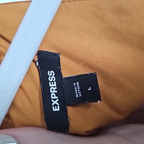 EUC Express Sarin Halter Neck Shift Dress - Picture 4 of 8